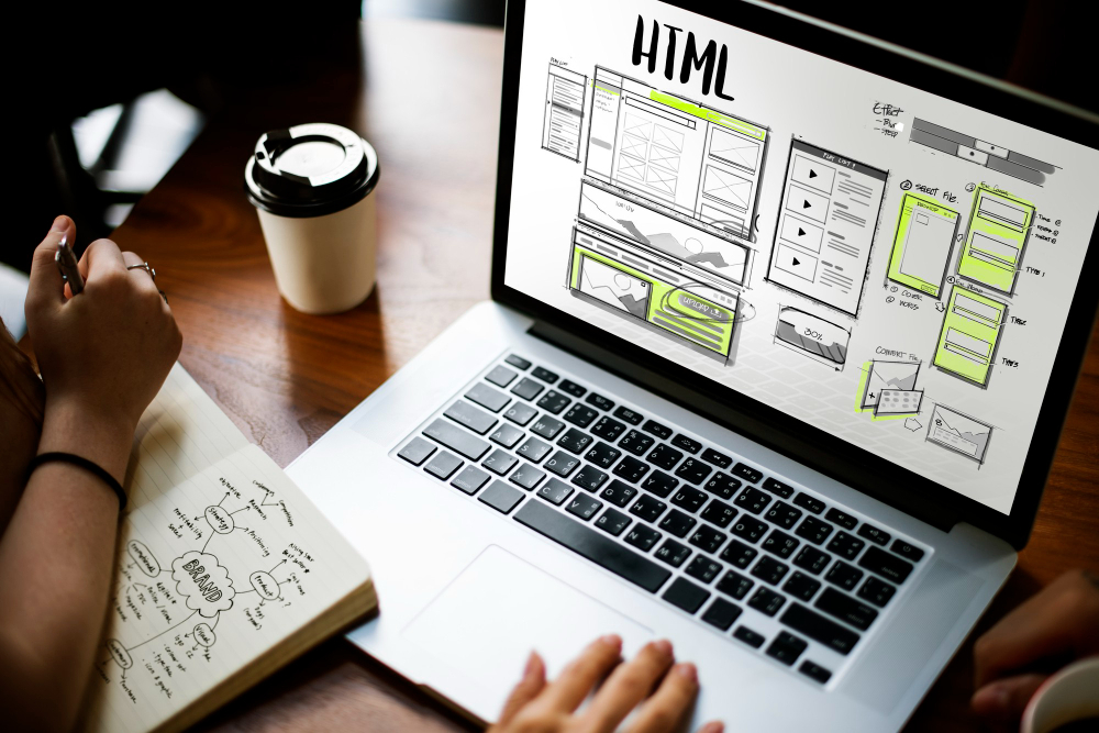 Interface web design sur ordinateur portable pour illustrer la creation de sites web